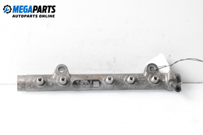 Fuel rail for Toyota Auris Hatchback I (10.2006 - 09.2012) 1.4 D-4D (NDE150), 90 hp