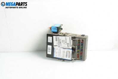 Tablou cu siguranțe for Renault Laguna II Hatchback (03.2001 - 12.2007) 2.0 16V (BG00, BG0K, BG0P, BG0W), 135 hp, № 8200206771