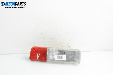 Rückstrahler for Mitsubishi Space Runner Minivan II (08.1999 - 08.2002), minivan, position: links