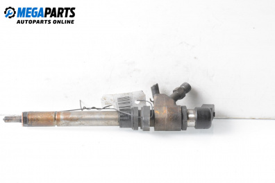 Diesel fuel injector for Volvo S40 II Sedan (12.2003 - 12.2012) 2.0 D, 136 hp