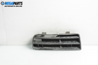 Grilă în bara de protecție for Volkswagen Golf IV Hatchback (08.1997 - 06.2005), hatchback, position: fața
