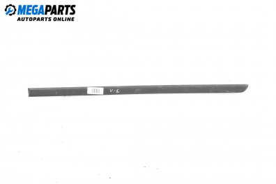 Material profilat exterior for BMW 3 Series E46 Sedan (02.1998 - 04.2005), sedan, position: fața