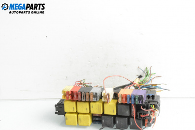 Tablou cu siguranțe for Mercedes-Benz S-Class Sedan (W220, V220) (10.1998 - 08.2005) S 400 CDI (220.028, 220.128), 250 hp