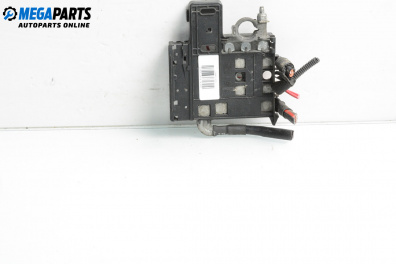 Sicherungskasten for Alfa Romeo 147 Hatchback (10.2000 - 12.2010) 1.6 16V T.SPARK ECO (937AXA1A), 105 hp