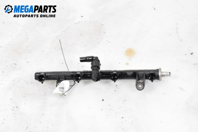 Fuel rail for Alfa Romeo 147 Hatchback (10.2000 - 12.2010) 1.6 16V T.SPARK ECO (937AXA1A), 105 hp