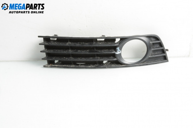 Nebelscheinwerfer abdeckung for Audi A4 Sedan B6 (11.2000 - 12.2004), sedan, position: rechts