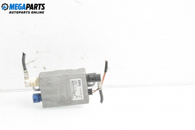 Antenna booster for BMW 7 Series F01 (02.2008 - 12.2015)