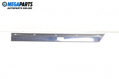 Türleiste for Mercedes-Benz C-Class Estate (S203) (03.2001 - 08.2007), combi, position: rechts, rückseite