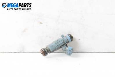 Gasoline fuel injector for Kia Magentis Sedan I (05.2001 - 01.2006) 2.0, 136 hp