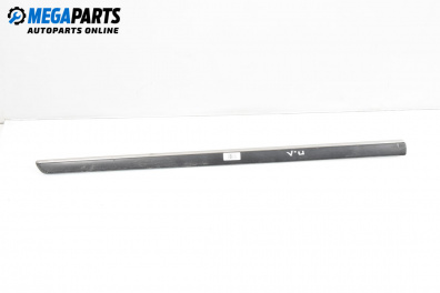 Exterior moulding for Peugeot 407 Station Wagon (05.2004 - 12.2011), station wagon, position: left