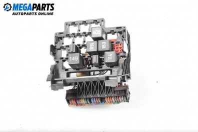 Fuse box for Volkswagen Sharan Minivan I (05.1995 - 03.2010) 1.9 TDI, 110 hp