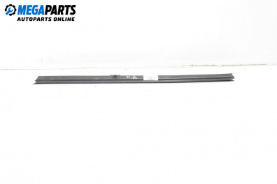 Glass seal for BMW 3 Series E90 Touring E91 (09.2005 - 06.2012), 5 doors, station wagon, position: front - right