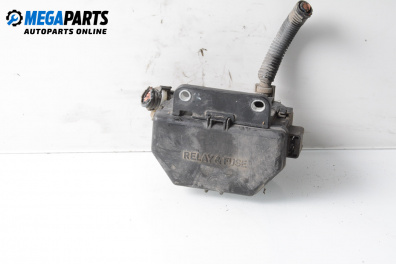 Fuse box for Toyota RAV4 II SUV (06.2000 - 11.2005) 2.0 D-4D 4WD, 116 hp