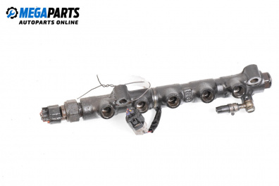 Fuel rail for Toyota RAV4 II SUV (06.2000 - 11.2005) 2.0 D-4D 4WD, 116 hp