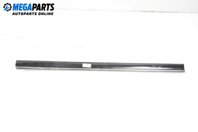 Material profilat exterior for Mercedes-Benz C-Class Sedan (W202) (03.1993 - 05.2000), sedan, position: stânga