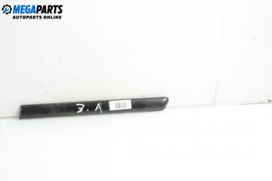Material profilat exterior for Volkswagen Golf IV Hatchback (08.1997 - 06.2005), hatchback, position: din spate