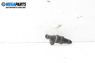 Gasoline fuel injector for Volkswagen Golf IV Hatchback (08.1997 - 06.2005) 1.8 T, 150 hp