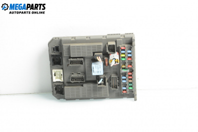 Fuse box for Peugeot 807 Minivan (06.2002 - ...) 2.2 HDi, 128 hp