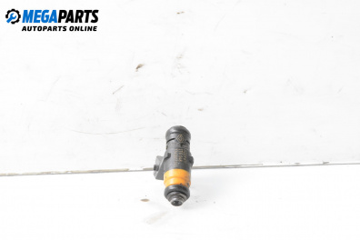 Duza benzină for Renault Scenic I Minivan (09.1999 - 07.2010) 1.6, 107 hp