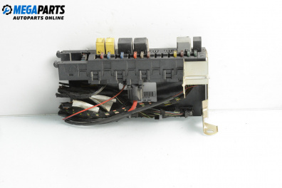 Fuse box for Mercedes-Benz C-Class Estate (S203) (03.2001 - 08.2007) C 220 CDI (203.206), 143 hp