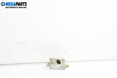 Antenna booster for Mini Hatchback II (R56) (09.2006 - 11.2013)