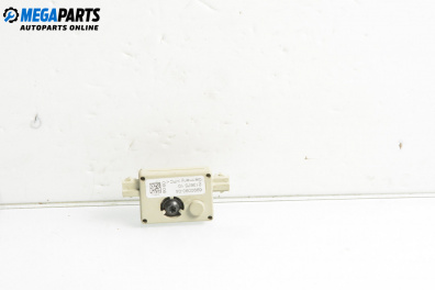 Antenna booster for Mini Hatchback II (R56) (09.2006 - 11.2013)