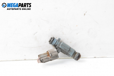 Gasoline fuel injector for Hyundai Santa Fe I SUV (11.2000 - 03.2006) 2.4 16V, 146 hp, № 3531038010