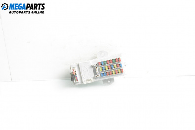 Fuse box for Kia Sorento I SUV (08.2002 - 12.2009) 2.5 CRDi, 140 hp