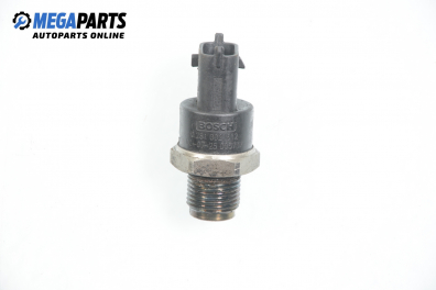 Senzor presiune combustibil for Volvo XC90 2.4 D5, 163 hp, combi automatic, 2003 № Bosch 0 281 002 612