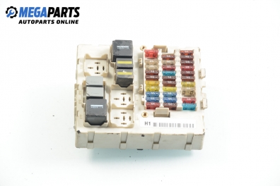 Fuse box for Ford Focus I 1.8 TDCi, 115 hp, 3 doors, 2003