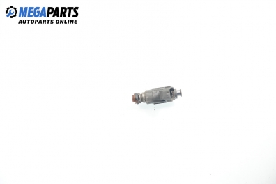 Gasoline fuel injector for Subaru Legacy 2.0 AWD, 125 hp, station wagon, 1999 № FBJC100