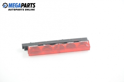 Central tail light for Ford Mondeo Mk III 2.0 TDCi, 130 hp, sedan, 2005