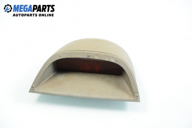 Central tail light for Renault Clio II 1.5 dCi, 65 hp, sedan, 2005