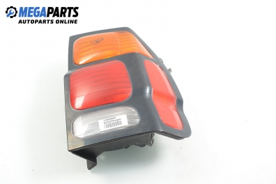 Tail light for Mitsubishi Pajero III 2.5 TD, 99 hp, 5 doors, 2004, position: right