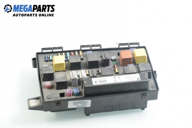 Fuse box for Opel Astra H 1.7 CDTI, 100 hp, hatchback, 5 doors, 2008 № 13 285 621