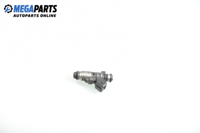 Gasoline fuel injector for Citroen C3 1.1, 60 hp, hatchback, 5 doors, 2003