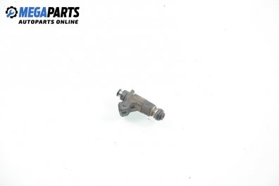 Duza benzină for Volkswagen Polo (6N/6N2) 1.4, 60 hp, hatchback, 5 uși, 1998