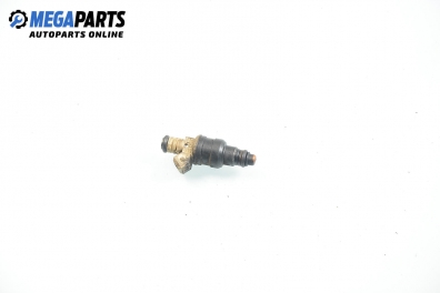 Gasoline fuel injector for Hyundai Lantra 1.6 16V, 114 hp, station wagon, 1996