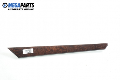 Interieur-leiste for Mercedes-Benz C-Klasse 203 (W/S/CL) 2.2 CDI, 143 hp, sedan automatic, 2001