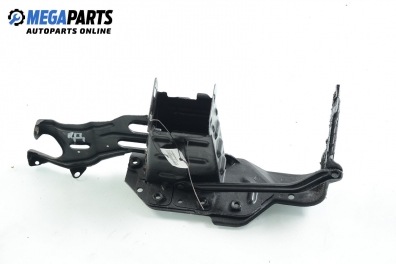 Tampon bară de protecție față for Mercedes-Benz C-Class 203 (W/S/CL) 2.2 CDI, 143 hp, sedan automatic, 2001, position: dreapta