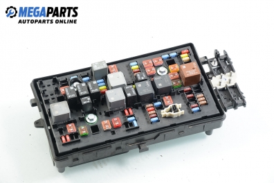 Fuse box for Opel Insignia 2.0 CDTI, 160 hp, hatchback, 2011 № 13222782