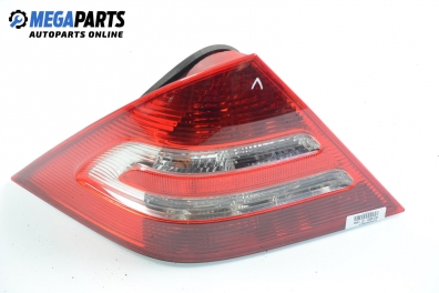 Bremsleuchte for Mercedes-Benz C-Klasse 203 (W/S/CL) 1.8 Kompressor, 143 hp, sedan automatic, 2004, position: links