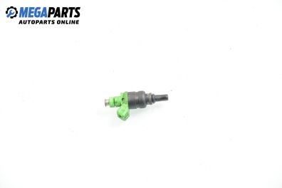 Gasoline fuel injector for Mercedes-Benz C-Class 203 (W/S/CL) 1.8 Kompressor, 143 hp, sedan automatic, 2004