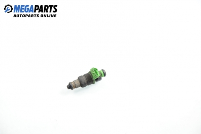 Gasoline fuel injector for Volkswagen Passat (B5; B5.5) 2.0, 115 hp, sedan, 2001