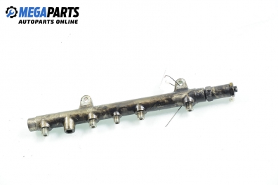 Fuel rail for Renault Scenic II 1.9 dCi, 120 hp, 2003 Bosch