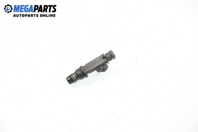 Duza benzină for Opel Zafira A 1.6 16V, 101 hp, 2002