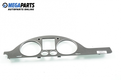 Plastic interior kilometraj for Volkswagen Passat (B6) 2.0 16V TDI, 140 hp, sedan, 2006