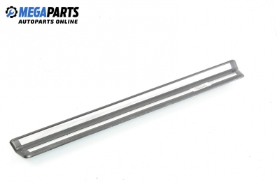 Material profilat prag for BMW 3 (E46) 2.0, 163 hp, combi automatic, 2004, position: dreaptă - fața