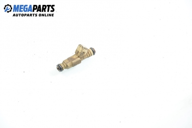 Gasoline fuel injector for Volvo C70 2.3 T5, 240 hp, coupe, 1998