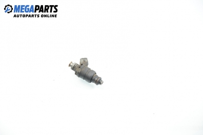 Gasoline fuel injector for Audi A3 (8L) 1.8, 125 hp, 3 doors, 1997